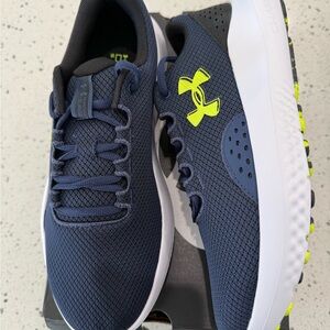 New men’s Sz 9 Under Armour Blue and White Athletic Shoes